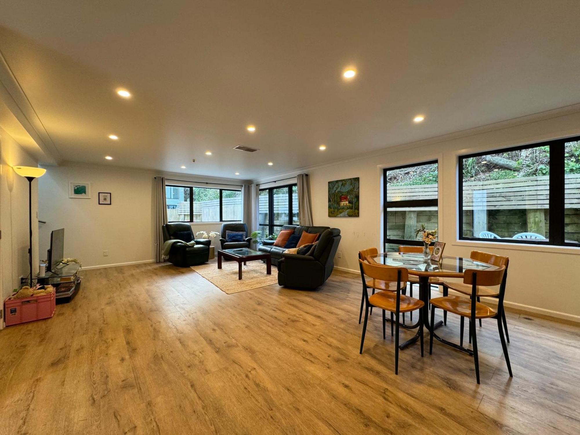 No Party Allowed, Entire Brand New 3 Bedroom Townhouse, Free Unlimited Fibre Wifi And Free Parking Wellington Buitenkant foto