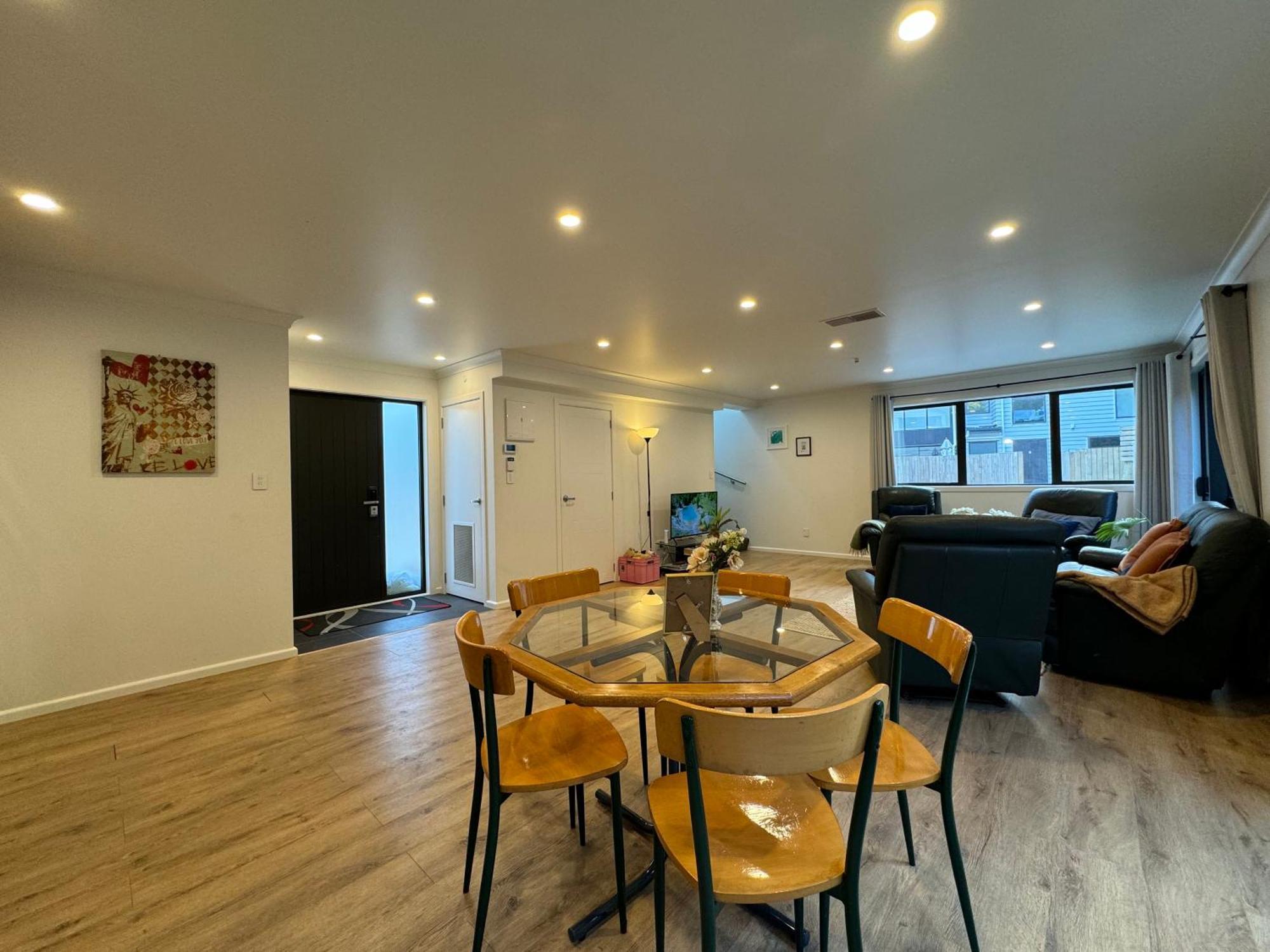 No Party Allowed, Entire Brand New 3 Bedroom Townhouse, Free Unlimited Fibre Wifi And Free Parking Wellington Buitenkant foto