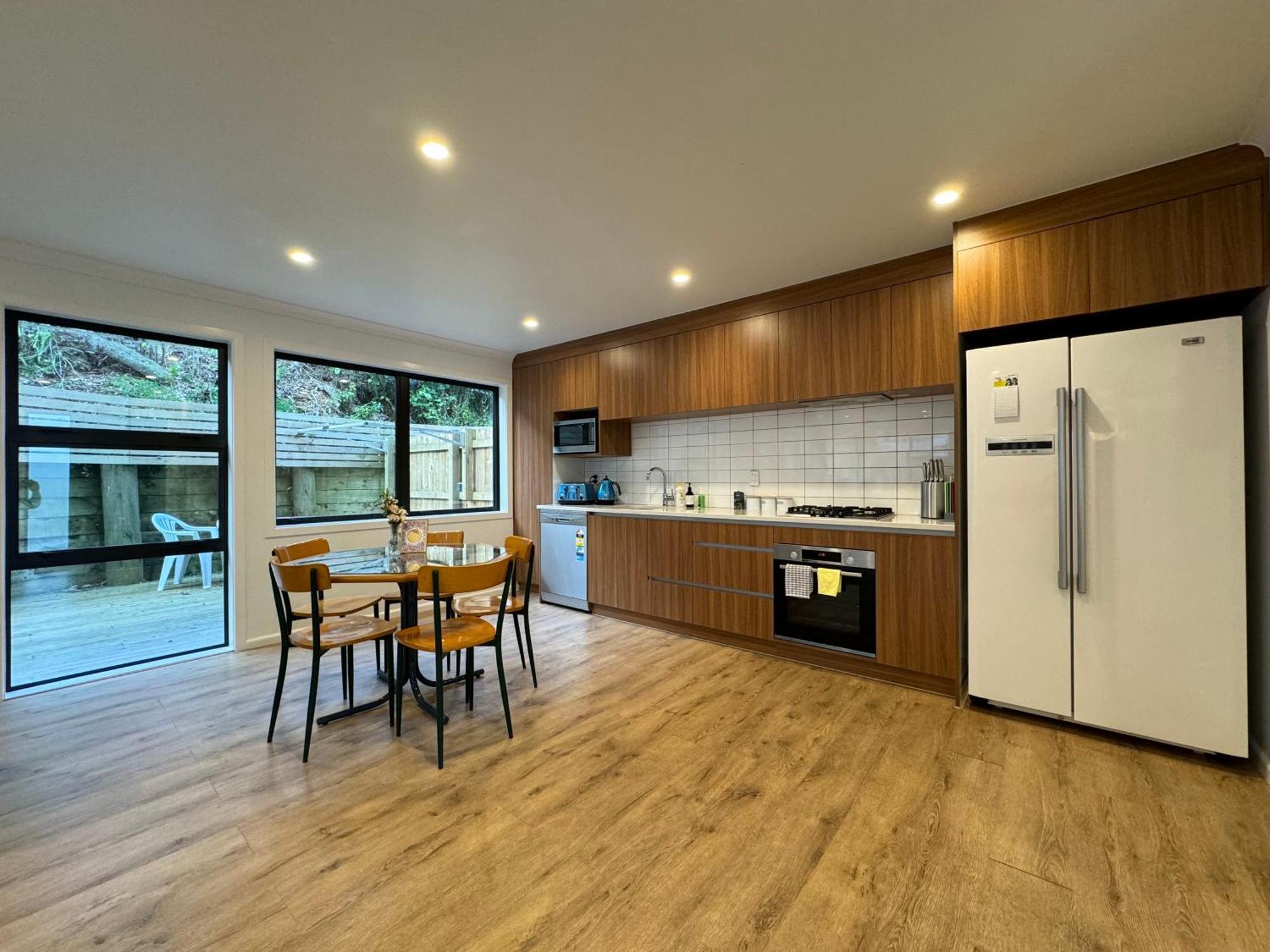 No Party Allowed, Entire Brand New 3 Bedroom Townhouse, Free Unlimited Fibre Wifi And Free Parking Wellington Buitenkant foto