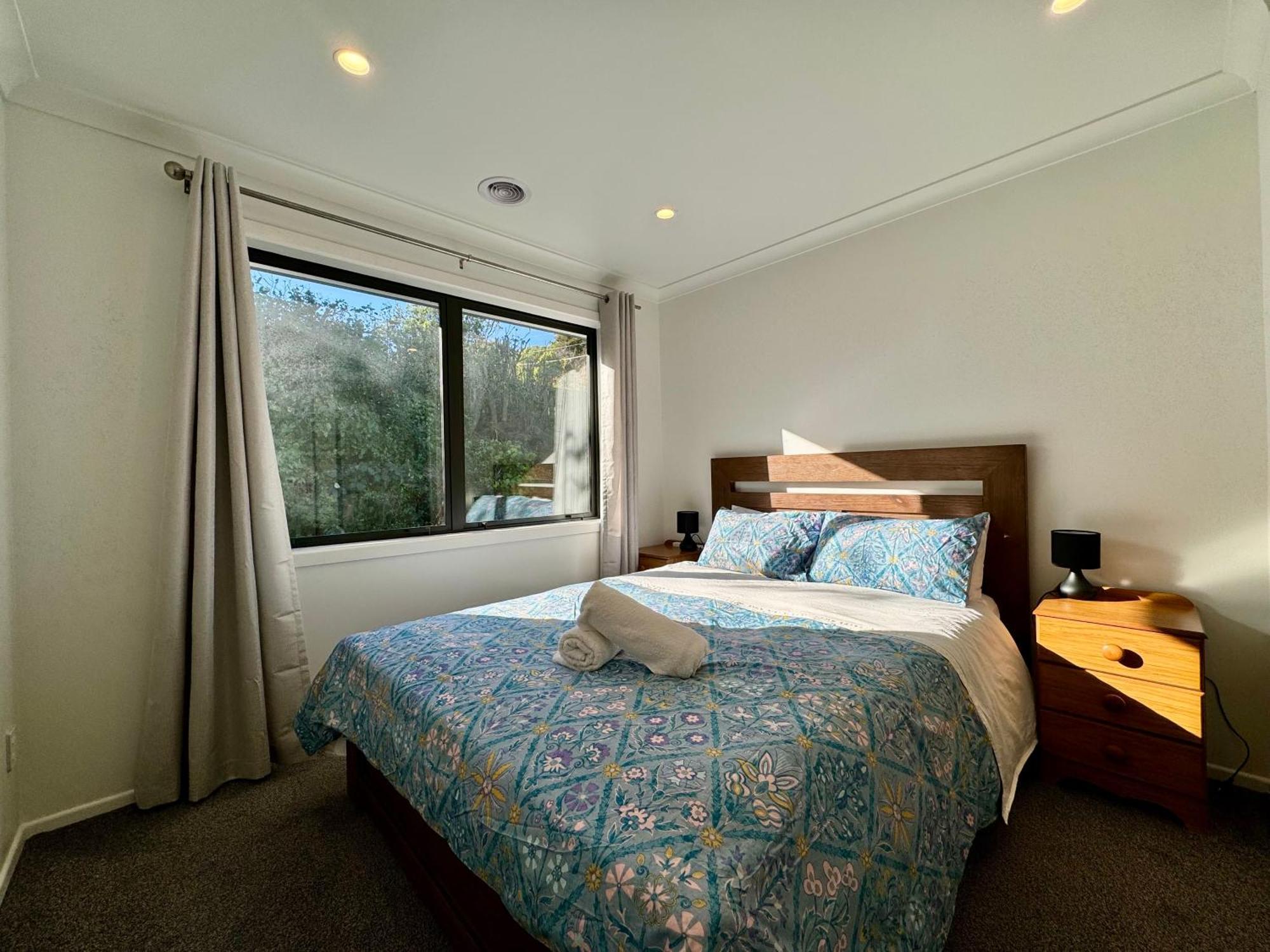 No Party Allowed, Entire Brand New 3 Bedroom Townhouse, Free Unlimited Fibre Wifi And Free Parking Wellington Buitenkant foto