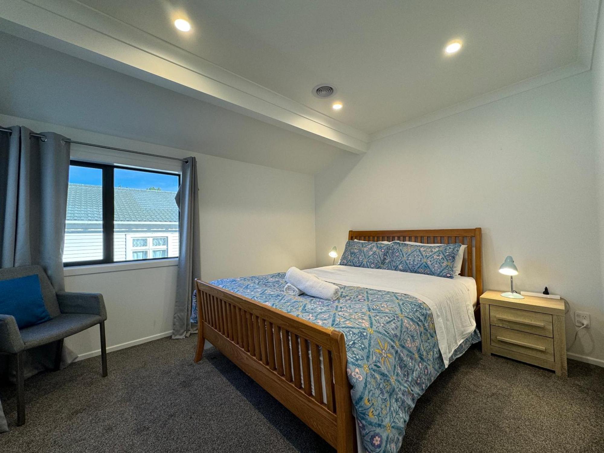 No Party Allowed, Entire Brand New 3 Bedroom Townhouse, Free Unlimited Fibre Wifi And Free Parking Wellington Buitenkant foto