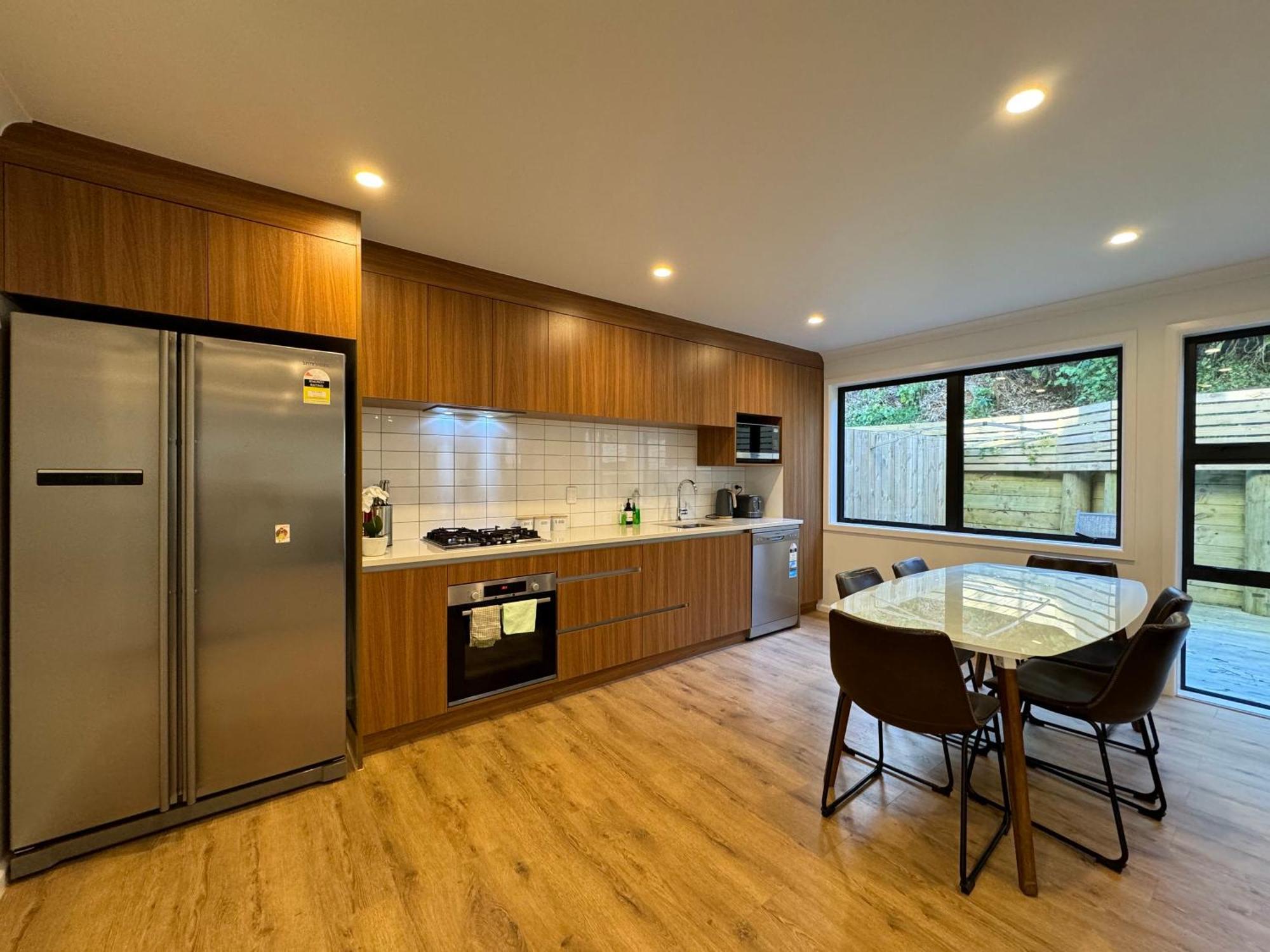 No Party Allowed, Entire Brand New 3 Bedroom Townhouse, Free Unlimited Fibre Wifi And Free Parking Wellington Buitenkant foto