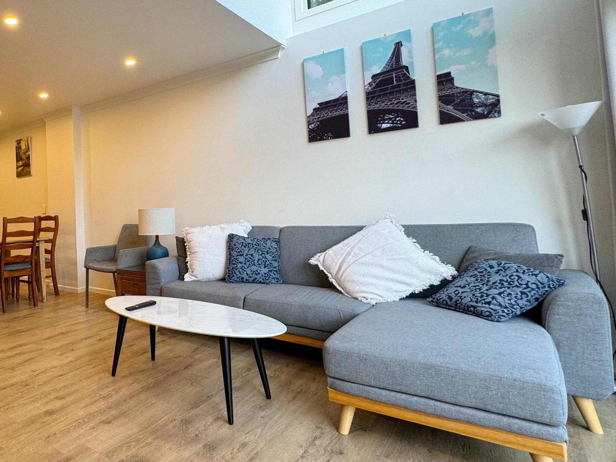 No Party Allowed, Entire Brand New 3 Bedroom Townhouse, Free Unlimited Fibre Wifi And Free Parking Wellington Buitenkant foto